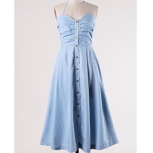 Chambray Dress - Picture 2 of 5